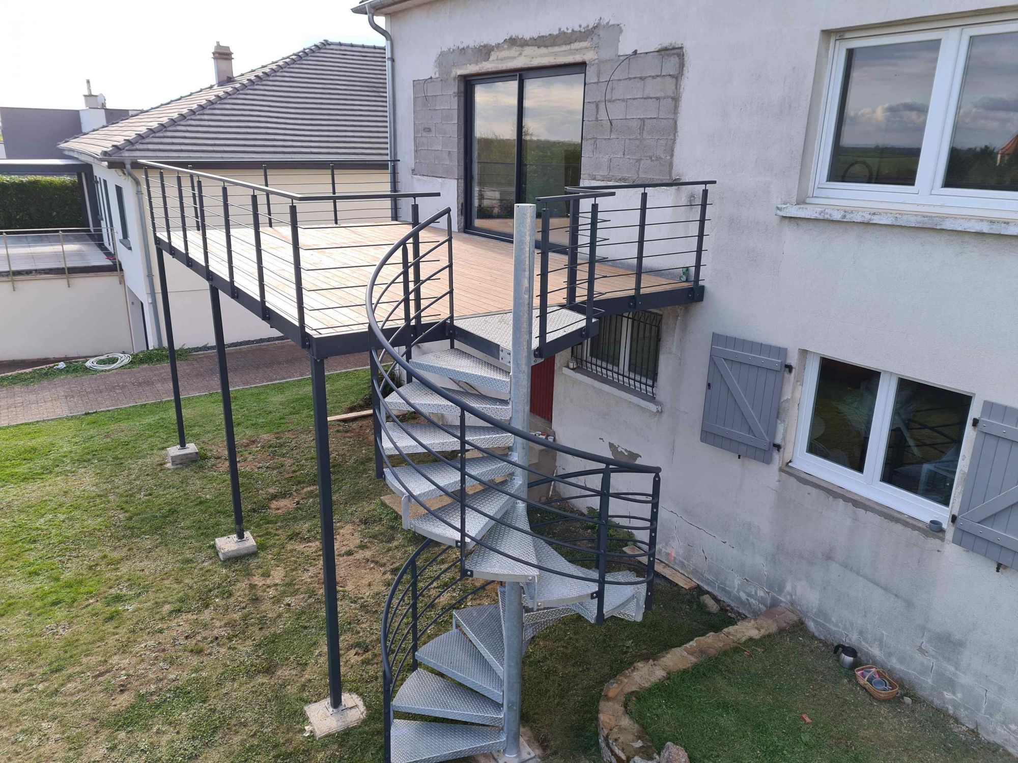 Comment est cr&eacute;&eacute; un escalier h&eacute;lico&iuml;dal ? Barr